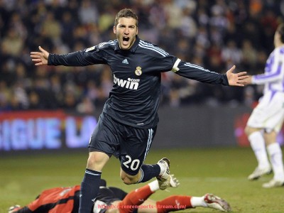 人人体育直播-法甲球员赛季表现总结：数据与实战表现的多维度评估